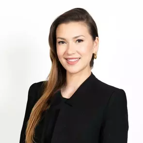 Jessica Ann Larmour, Montreal, Real Estate Agent